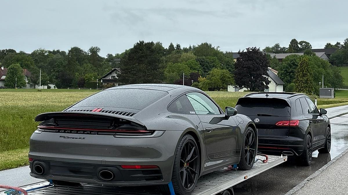 Preprava športového Porsche